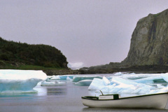 Spring ice break up in Quirpon, Newfoundland on the Great Northern Penninsula. Photo By: Greg Locke / Stray Light Pictures (C) 2003